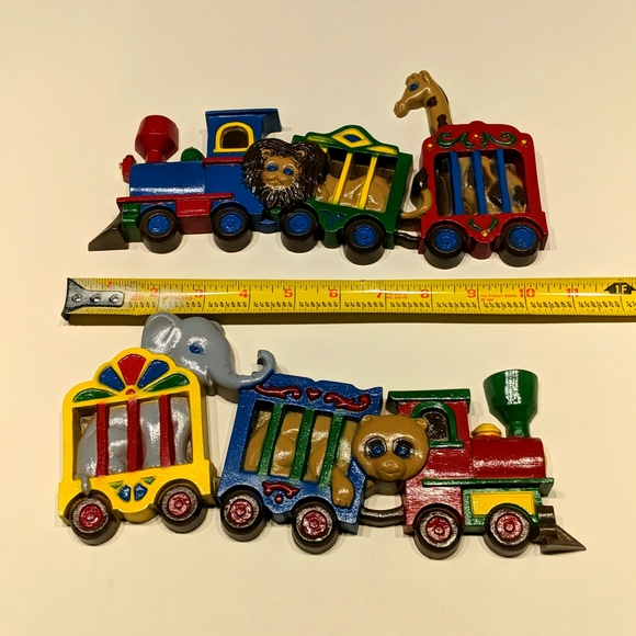 Burwood Circus Train theme set of 2 wall hangings - Picture 6 of 7